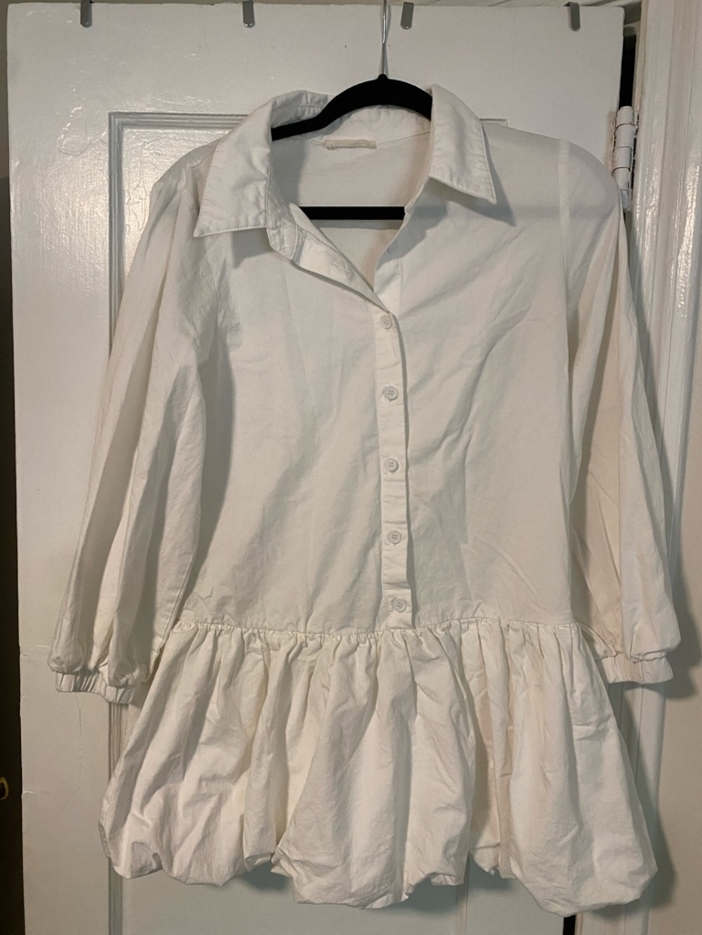 ILLA ILLA White Button-Up bubble hem dress